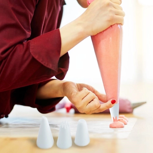 Udskiftelige mundstykker til forskellige dekorationer