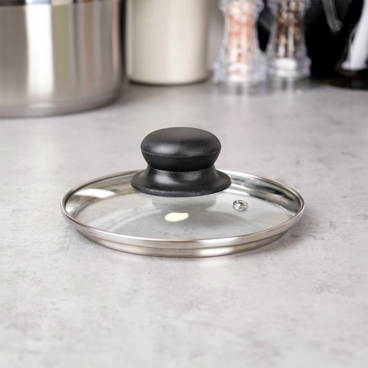 Robust konstruktion med rustfri stålkant