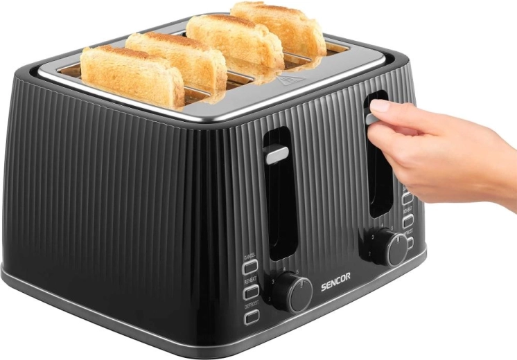 Fire åbninger til flere toastskiver på én gang