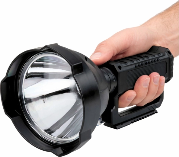 Kraftig fokuseret lysstråle med lang rækkevidde