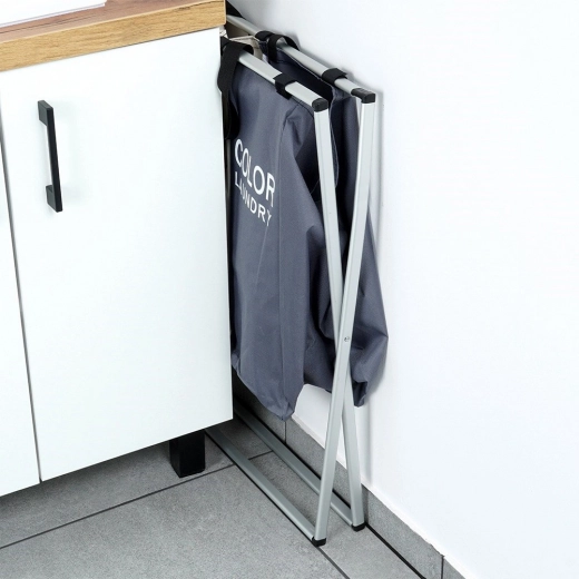 Sammenklappelig og pladsbesparende ramme