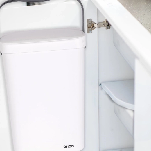 Pladsbesparende ophæng på låger og væg