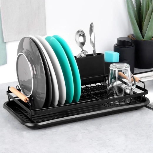 Aftagelig drypbakke og et tørt køkkenbord