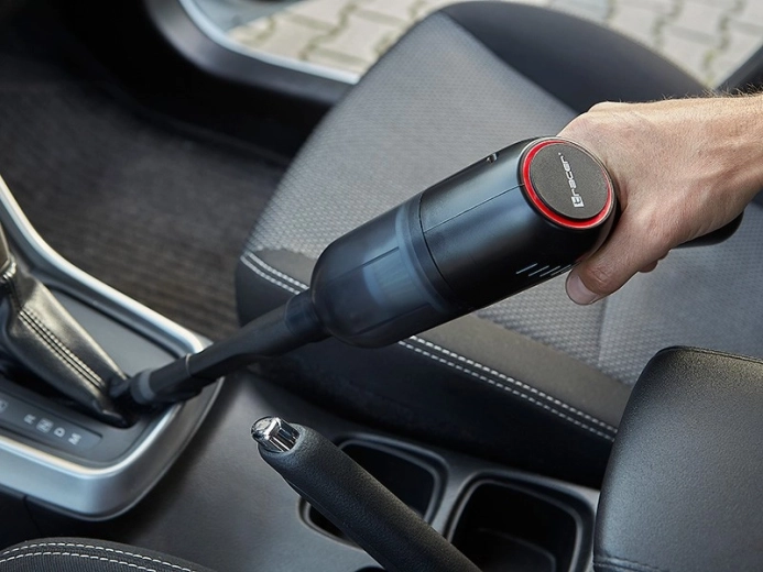 3 mundstykker til hver krog af bilen