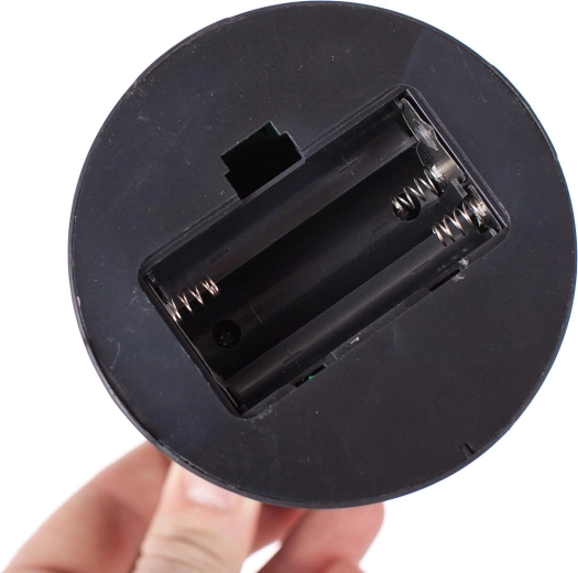 Trådløs, drevet af 3× AA