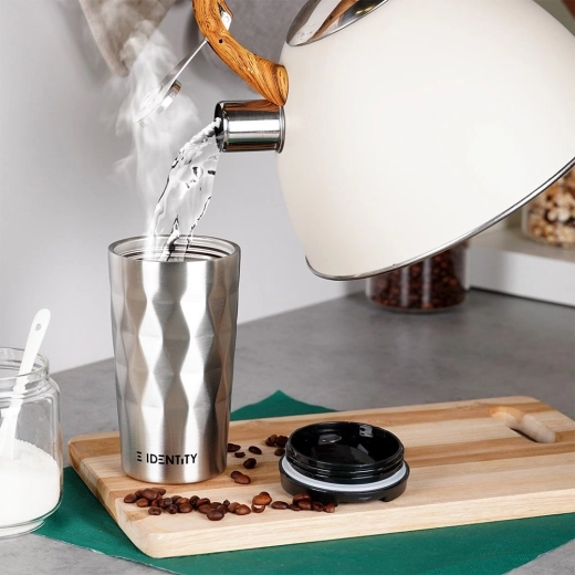 Langvarig temperaturholdning takket være vakuumisolering