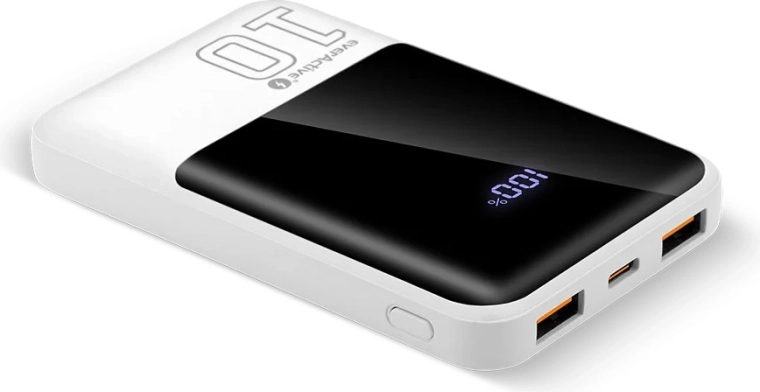 Tre porte: USB‑C + 2× USB‑A