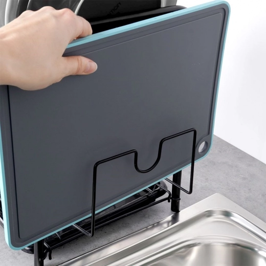 Holder til skærebræt og bestikkurv