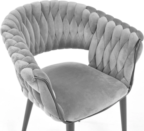 Flettet ryglæn, der sætter stilen