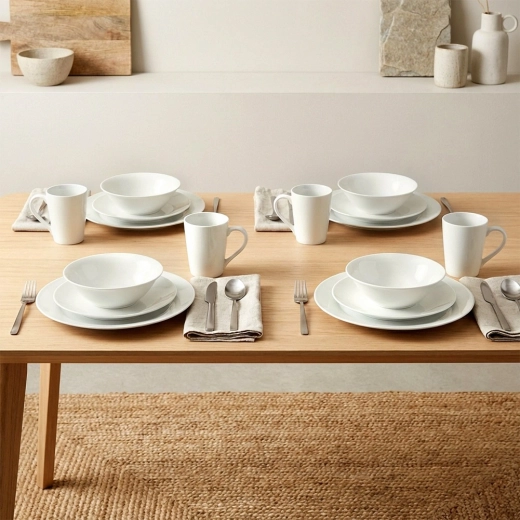 Komplet service til 4 personer