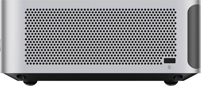 Støjsvag, effektiv køling i metalchassis