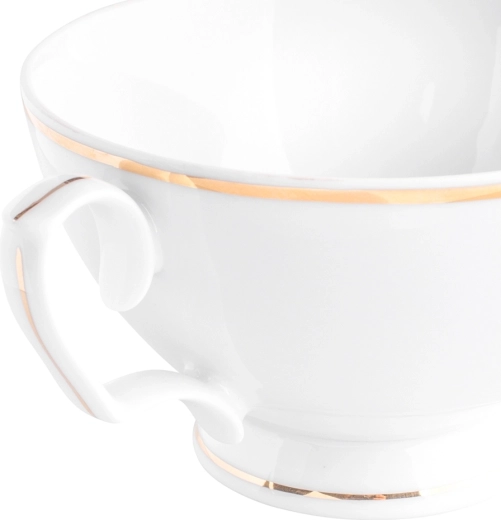 Elegant gylden kant og rent hvidt porcelæn