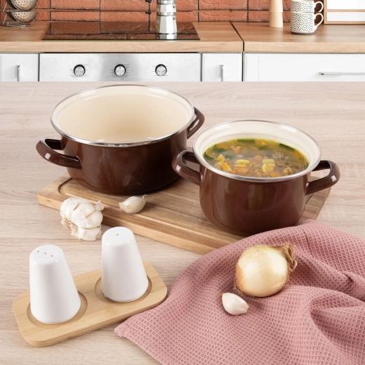 Alsidig anvendelse på alle typer komfurer og i ovn