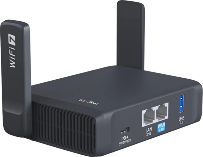 2,5G Ethernet + USB 3.0 i kompakt design