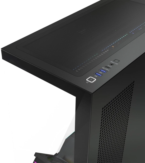 Moderne I/O‑panel og gennemtænkt airflow