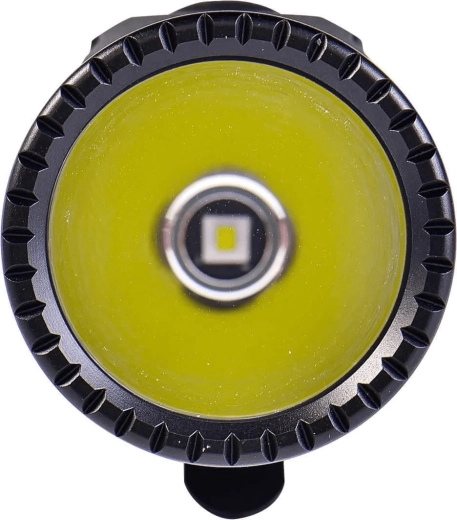 Kraftig OSRAM LED og rækkevidde op til 410 m