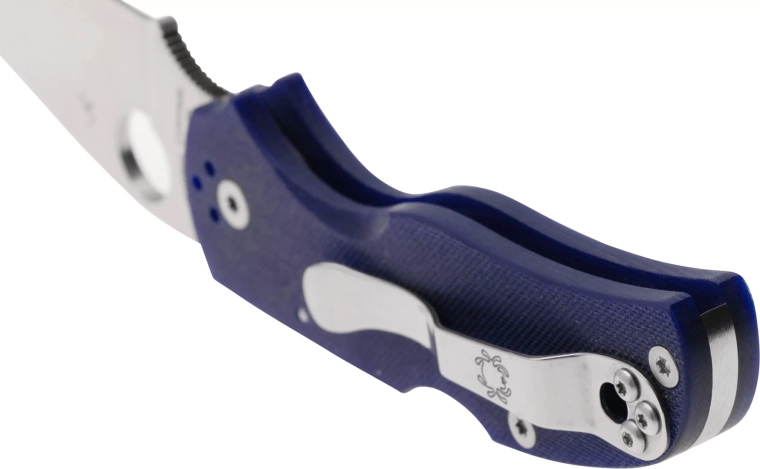 Ergonomisk G10-skæfte og 4-positionsklips