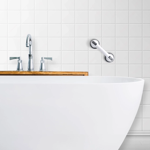 Praktisk støtte ved badekarret og i brusebadet