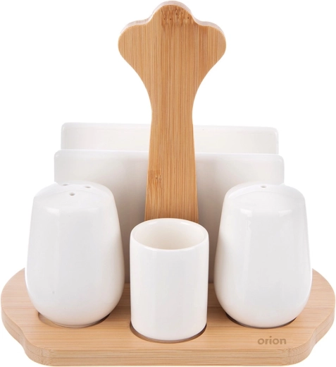 Alt samlet på en elegant bambusbase