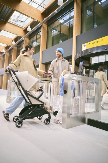 Let og adræt i byen og i lufthavnen