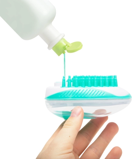 Badebørste til kæledyr med shampoo-dispenser