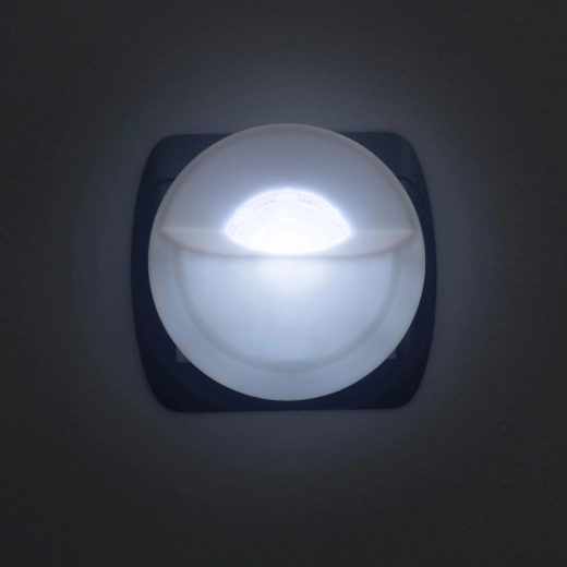 LED-natlampe Phenom med lyssensor