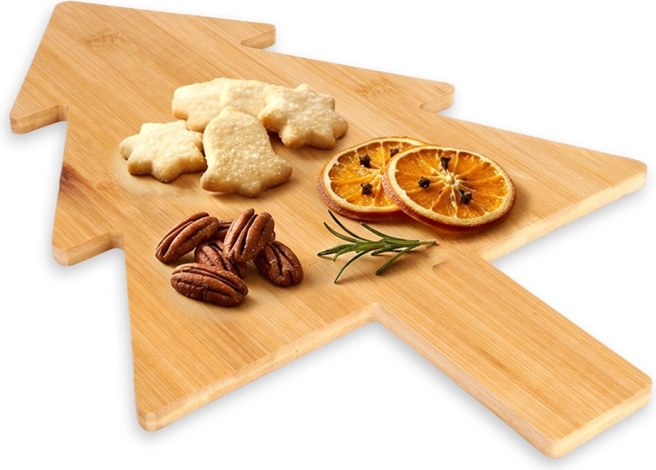 Skære- og serveringsbræt i træ formet som juletræ 44,5 × 30 cm