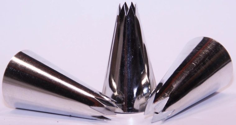 Sæt af dekoreringsdyser – takkede, store, 3 stk.