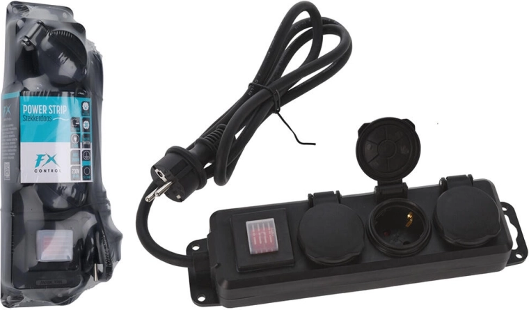 Forlængerledning 1,4 m med 3 stik og afbryder, IP44, sort