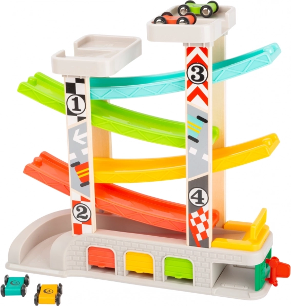 Racerbane med parkeringsplads og garager