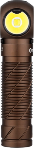 Olight Perun 2 Desert Tan – kompakt lygte med retvinklet hoved 2500 lm med genopladeligt 21700-batteri