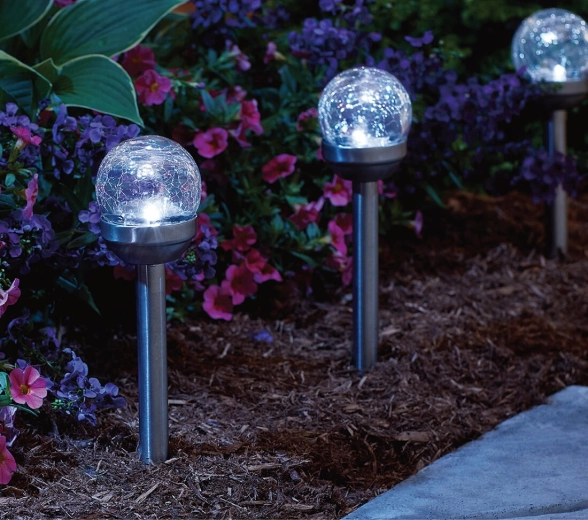 Solcelledrevet havelampe kugle 6 cm med skiftende farver, rustfrit stål/glas, IP44