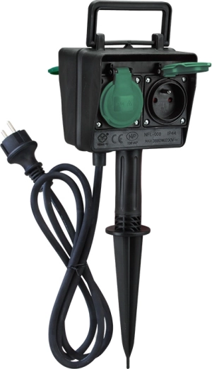 Solight have-stolpe med 4 stikkontakter IP44 og gummikabel 1,5 m
