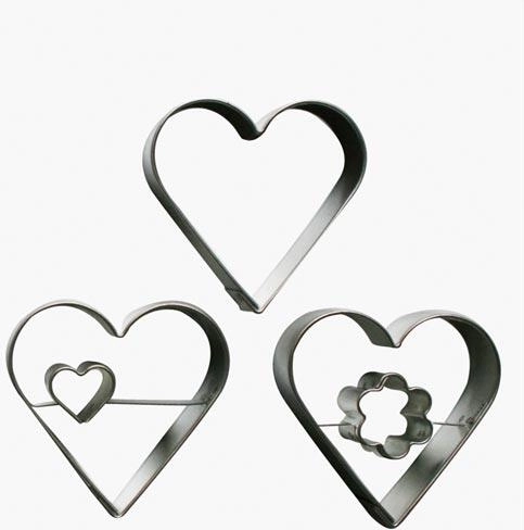 Sæt af udstikkere i rustfrit stål – hjerte, 3 dele