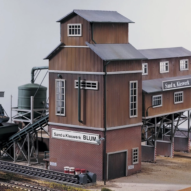 Piko Authentic Edition Sorteringstårn i sandgraven E. Blum - 61124