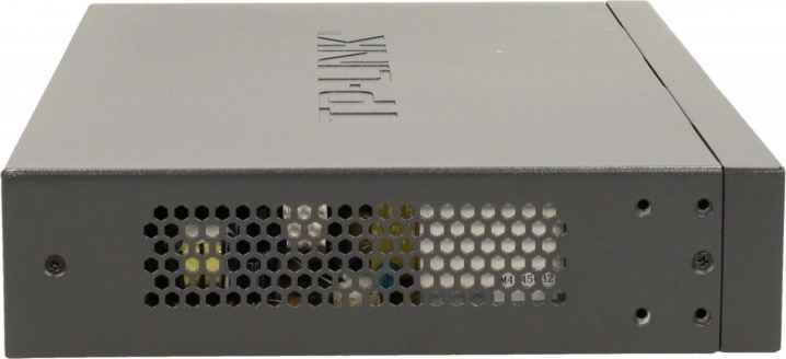 Robust metalchassis og tydelige LED’er