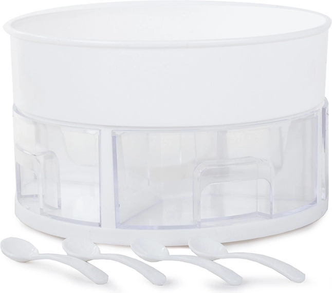 Fire transparente rum med skeer