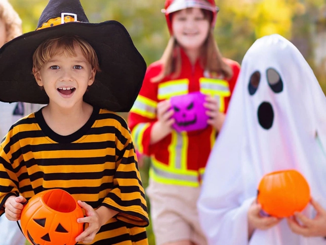 Græskarkurv til Halloween-slik
