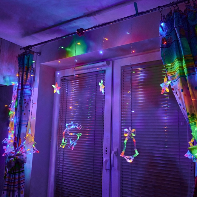 LED farvet gardin med julemotiver - 2,5 m, 138 LED