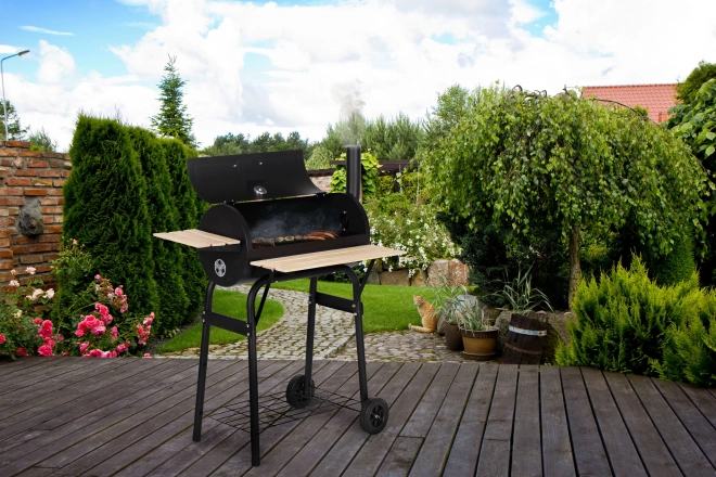 Stor havegrill med termometer og skorsten