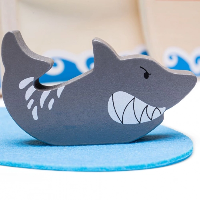 Træpiratskib med tilbehør fra Bigjigs Toys