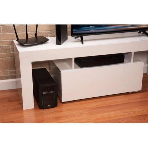 Reserve kilde APC Easy-UPS 2200VA, 230V med AVR