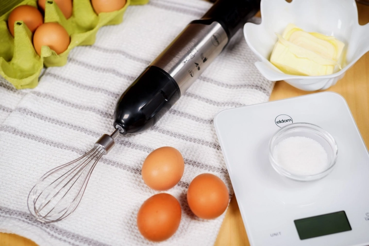 Piskeris og 700 ml beholder