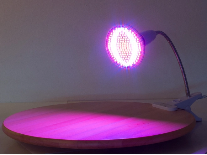 LED-lampe til plantevækst 20W