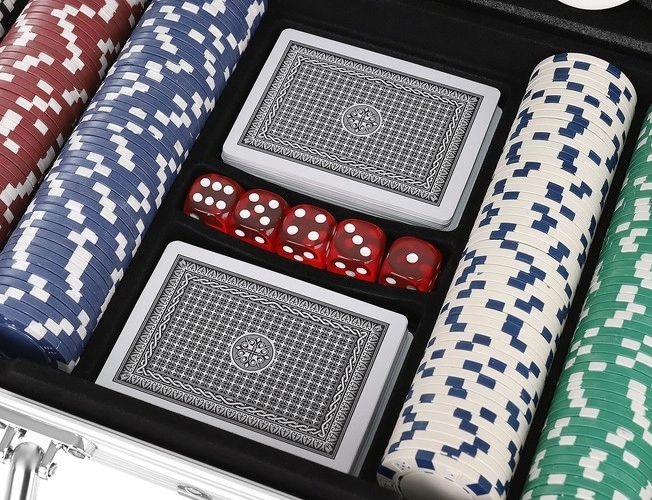 Poker - sæt med 300 jetoner i HQ-kuffert