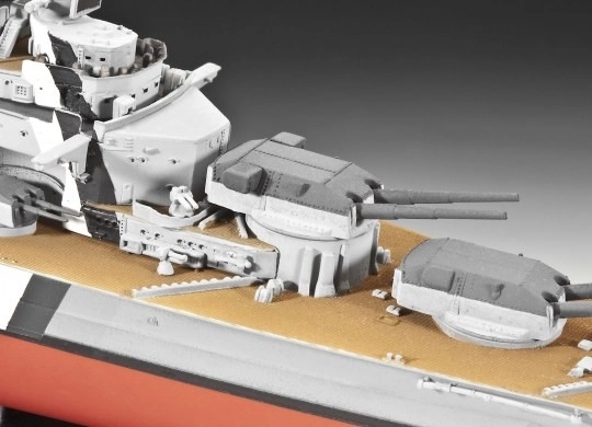 Plastisk model af slagskib Bismarck