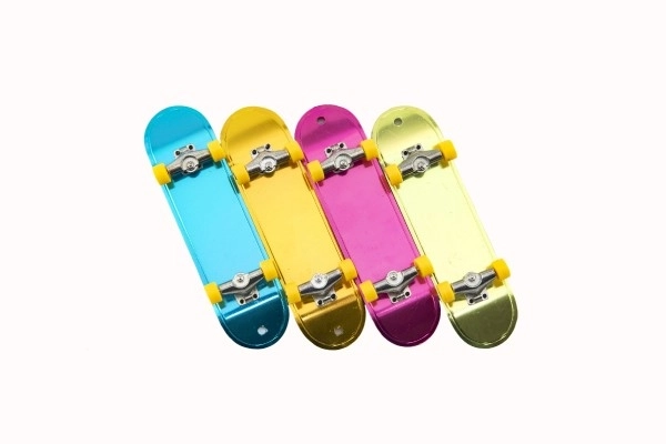 Skru-drivende fingerskateboard med tilbehør - 9 cm
