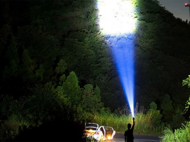 Genopladelig LED campingreflektor