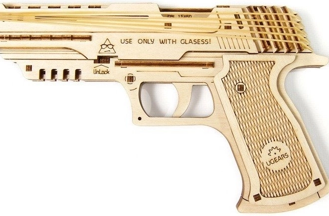 træ 3D-puslespil ugears pistol wolf-01