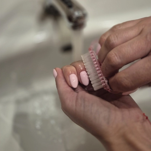 Lyserøde manicurebørster 100 stk
